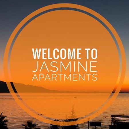 Jasmine Apartments ساراندا المظهر الخارجي الصورة