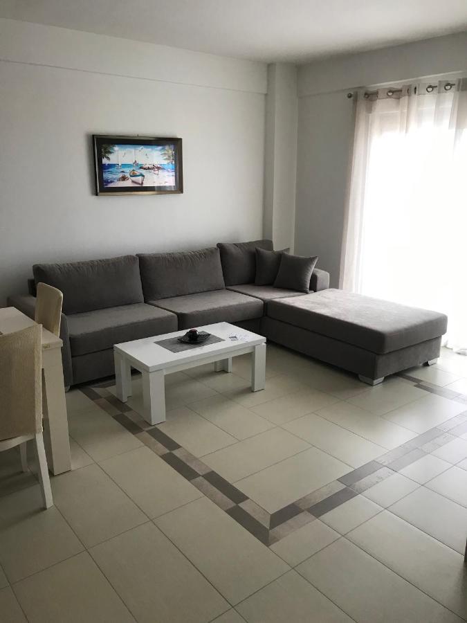 Jasmine Apartments ساراندا المظهر الخارجي الصورة