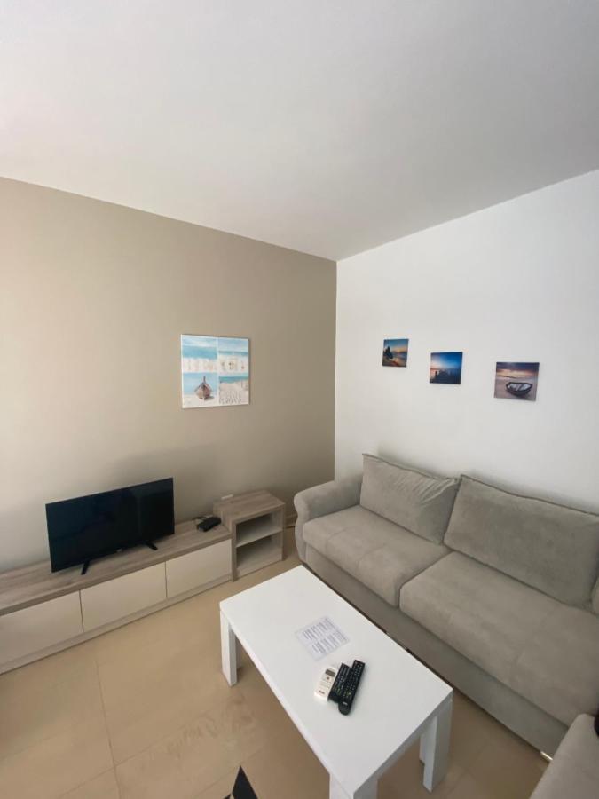 Jasmine Apartments ساراندا المظهر الخارجي الصورة