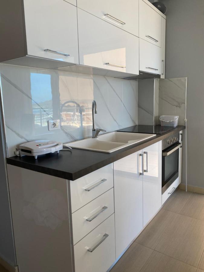 Jasmine Apartments ساراندا المظهر الخارجي الصورة
