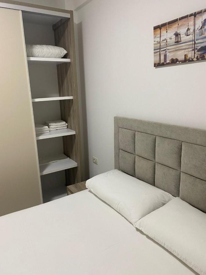 Jasmine Apartments ساراندا المظهر الخارجي الصورة