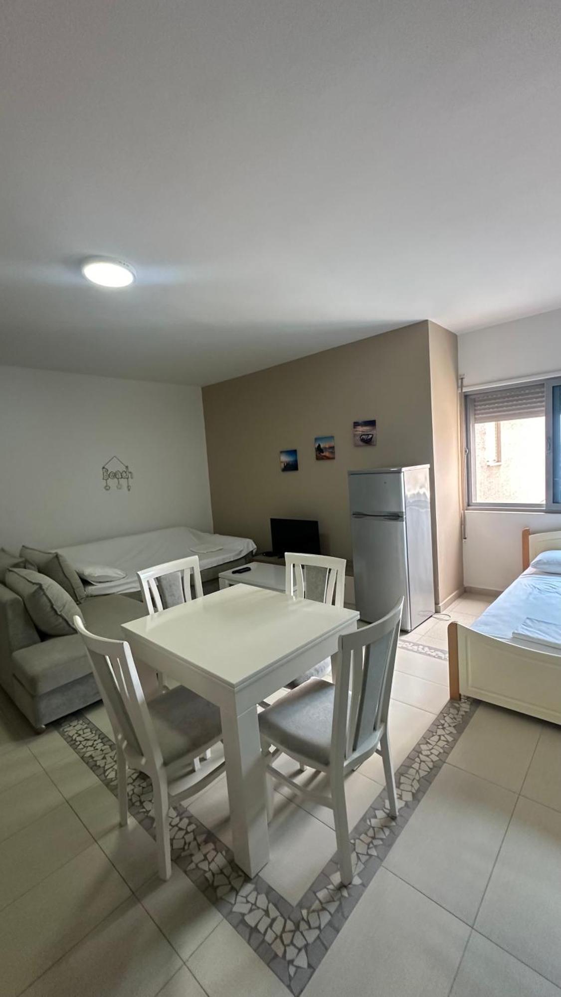 Jasmine Apartments ساراندا المظهر الخارجي الصورة