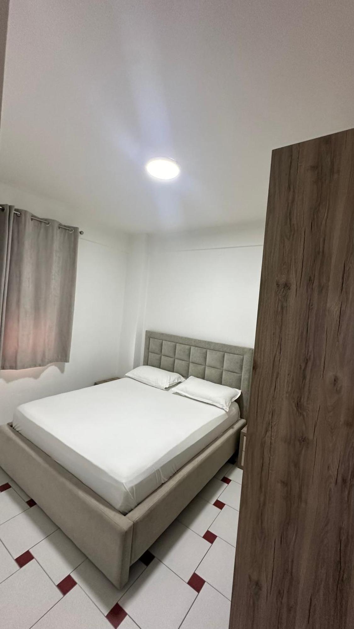 Jasmine Apartments ساراندا المظهر الخارجي الصورة
