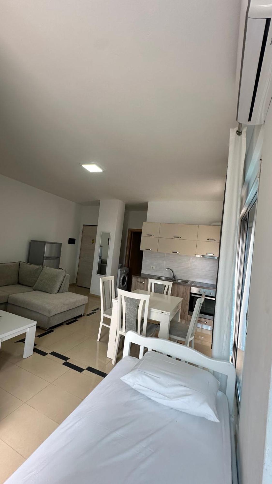 Jasmine Apartments ساراندا المظهر الخارجي الصورة